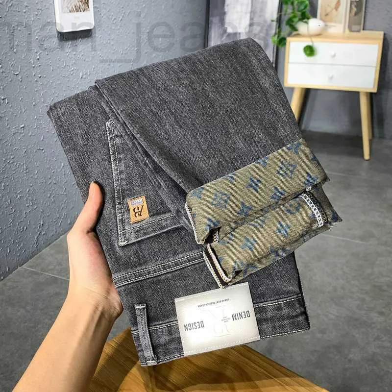 Jeans Masculino estilista Verão Fino Versátil China-Chic Estampado Marca de Moda Elástico Ajuste Justo Pés Pequenos Calças de Perna Reta para Homens LN6O