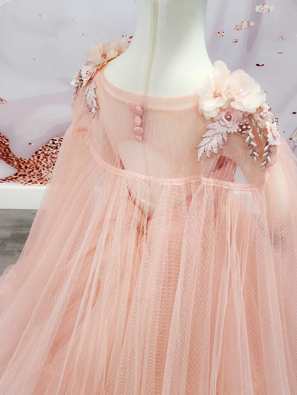 Pink Flower Girl Dresses with Cape Lace Appliques Ball Gown Kids Birthday Party Gown Tulle Puffy Kids Pageant Dress