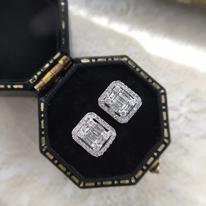 2023 Sparkling Stud Earrings Luxury Jewelry 925 Sterling Silver T Princess Cut White Topaz CZ Diamond Gemstones Party Promise Women Wedding Earring Gift