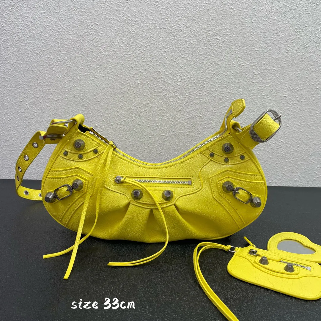 Balenciaga hip bag size hotsell