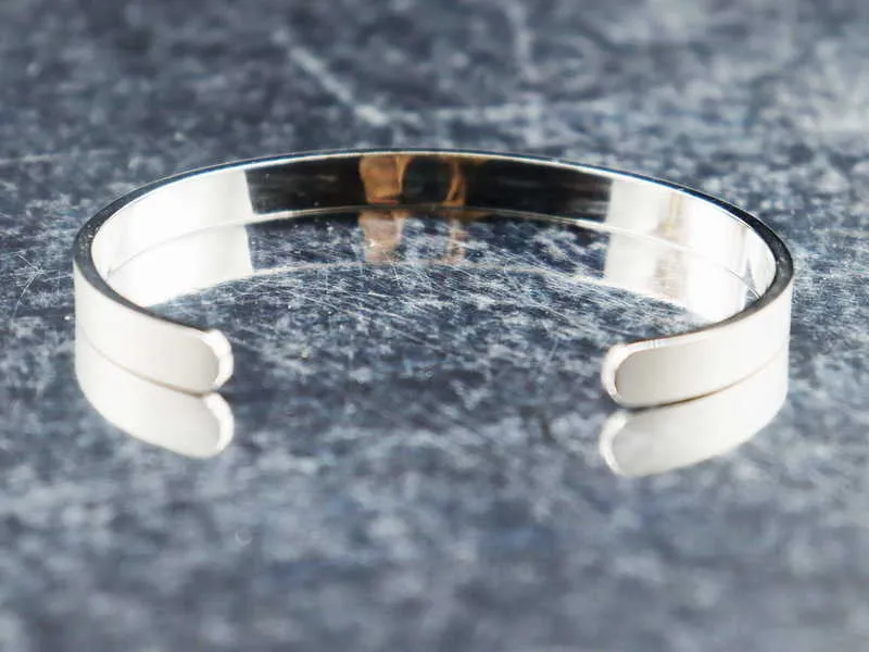 Mm6 Bangle Rings DHgate.com:Margiela Style MM6 Alphabet Upside Down Ring, Titanium Steel ...