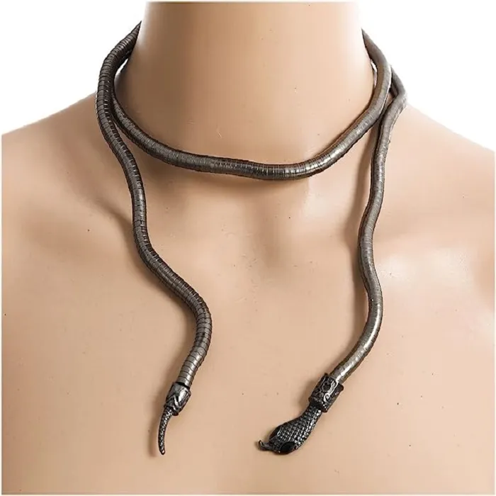 Подвесные ожерелья изогнутые панк -змеи -колье с воротником регулируют браслет для змеи.