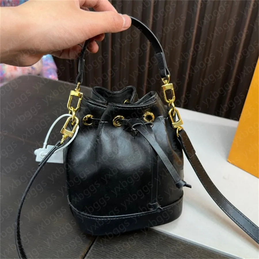 2023 Luxurys Designers Mini Sacs Crossbodys Femmes Sac À Main Nouveau Arrivé Sac À Bandoulière Marque Shopping Fourre-Tout Avec Sac À Poussière Et Boîte