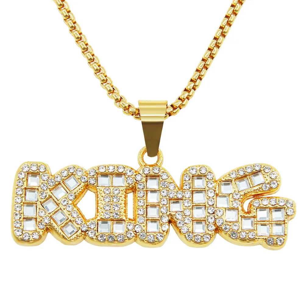 Hip Hop Rapper glänzende Diamant-Anhänger-Goldhalskette, quadratischer Diamant-King-Buchstaben-Anhänger, Mikro-Einsatz-Zirkon-Schmuck, 75 cm Nachtclub-Accessoire, Pullover-Kette 1401