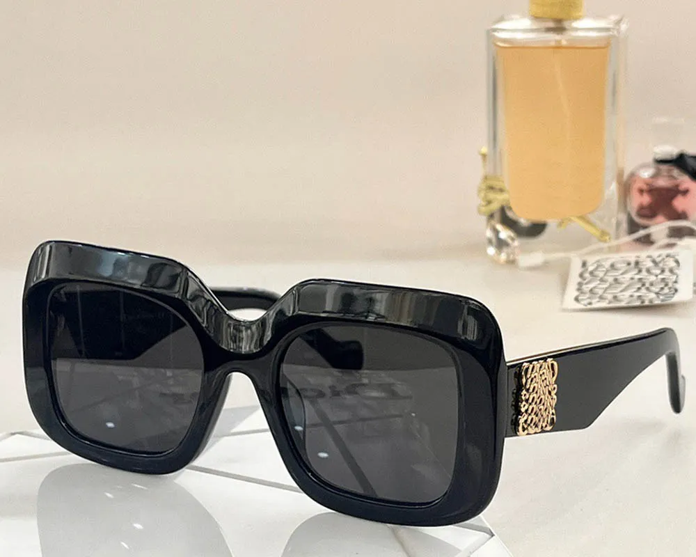 Rectangular polarized acetate fiber black sunglasses with  display picture 1
