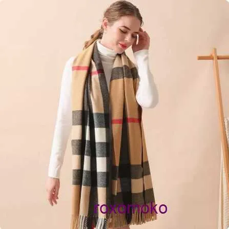 Bur home Boutique plush scarf on sale Barbed style Babag autumn winter Korean edition plaid imitation cashmere for womens versatile and thick tassel shawl stud