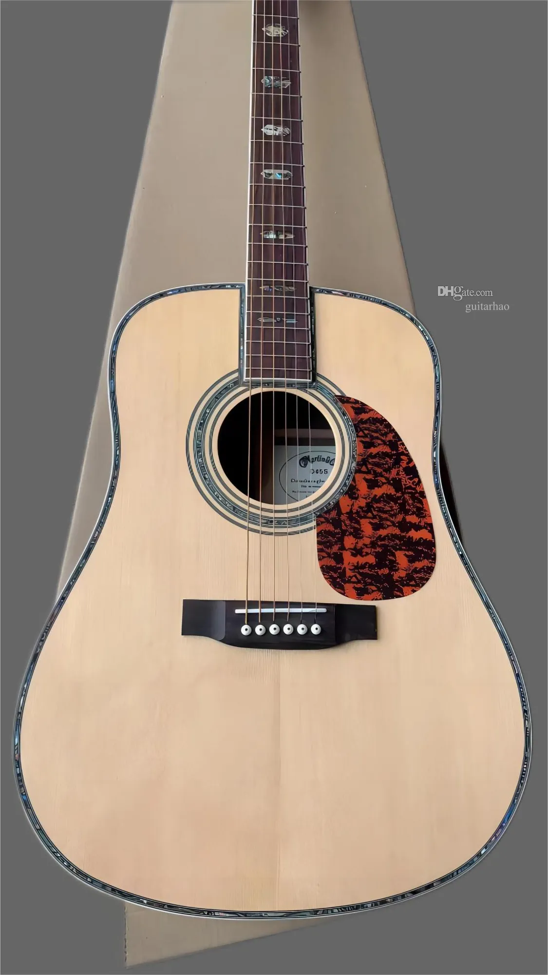 Akustisk gitarr, 41 '' 45 D 20 banden pärla med EQ, Top Solid Spruce, Rose Wood på sidan 258