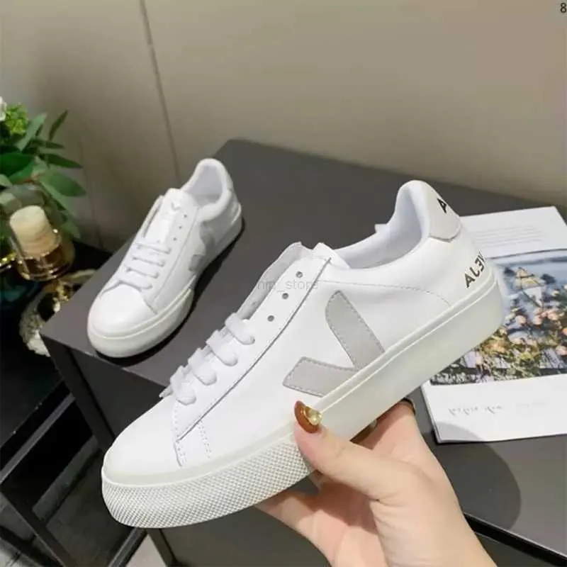 Veja Sneakers Women Casaul Shoes Original Classic White Unisex Fashion Designer Mens Wome Couples Vegetarianism Style Vejas Trainers Loafers Size 35-45