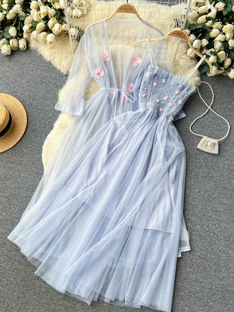 Two Piece Dress YuooMuoo Romantic Flower Embroidery Lace Set Women Fashion Y2K Pearl Straps Long Shawl Coats 230703