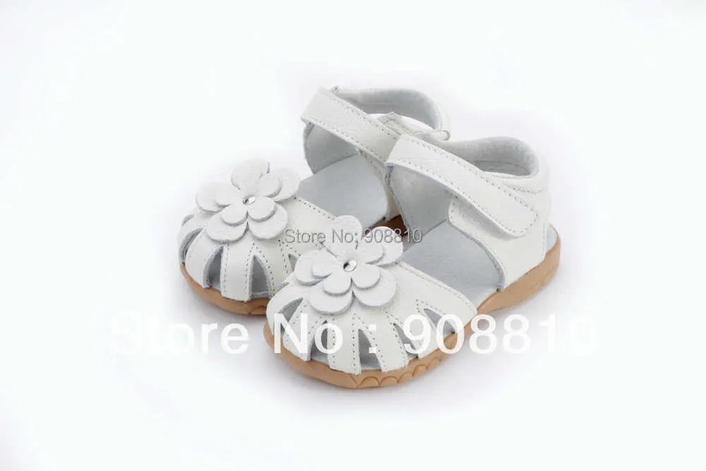 Sneakers 2019 Yeni Orijinal Deri Kızlar Sandalet Summer Walker Ayakkabıları Çiçekler Antislip Sole Kids Toddler Magazine Sandal 12.3-18.3HKD230701