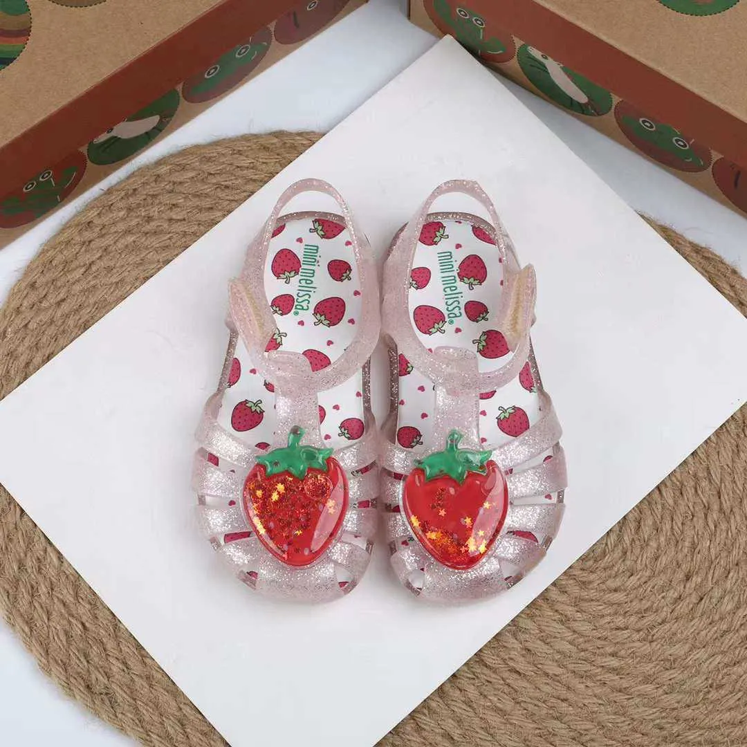 Baskets été nouveau Melissa bébé enfants chaussures de gelée sandales creuses pour enfants filles fruits fraise semelle souple PVC sandales de plage HMI092HKD230701