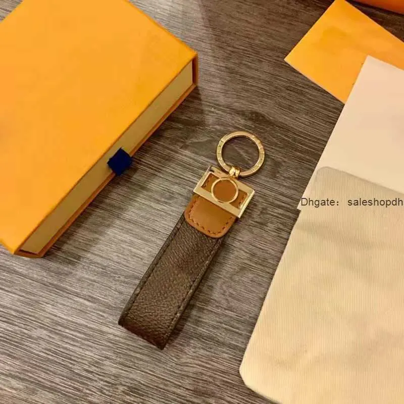Stylish Leather Keychain for Men & Women - Designer Keyring, Fashion ...