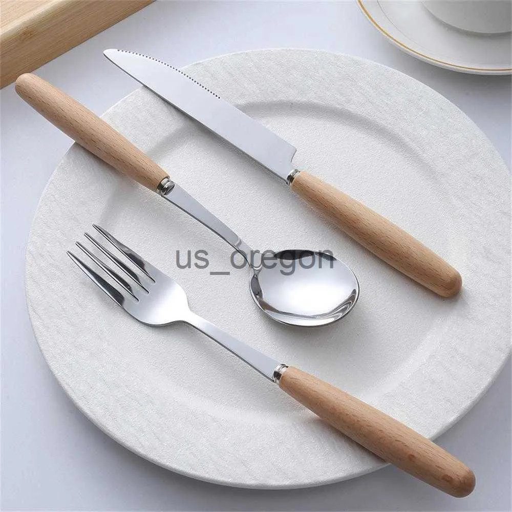 Ensembles de vaisselle Vaisselle en acier inoxydable Fourchette japonaise Cuillère Cuisine occidentale Couteau à steak Manche en bois Cuillère à soupe Fourchette à dessert aux fruits Outil de cuisine x0703