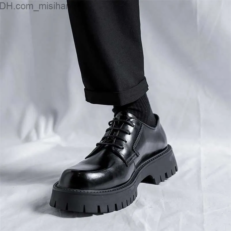 Sapatos sociais Casamento Sapatos sociais Homem Japão Harajuku Coreano Streetwear Moda Negócios Sapato de Couro Homem Sola Alta Plataforma Casual Z230704