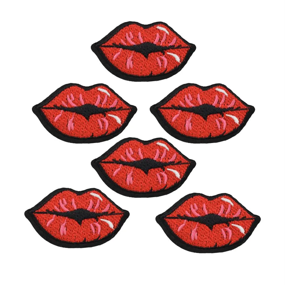 10st French Kiss Badges Patches For Clothing Iron Embroidered Patch Applique Iron Sew On Patches Sy Accessoarer for Clothes238C