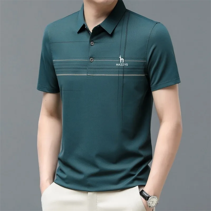Polo da uomo Hazzys Polo causale Corea Golf Estate Stampa a righe Bottoni Abbigliamento Business Uomo Streetwear Manica corta T Shirt Top 230703