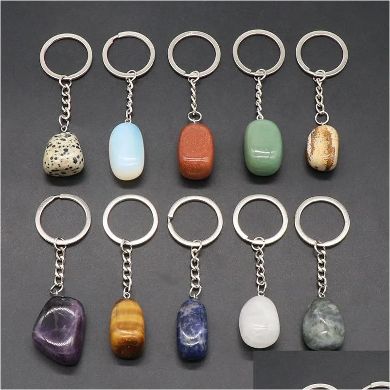 Nyckelringar Irregar Natural Crittal Stone Keychains Sier Color Healing Crystal Car Decor Keyrings Keyholder For Women Men Drop Delivery Dhmam