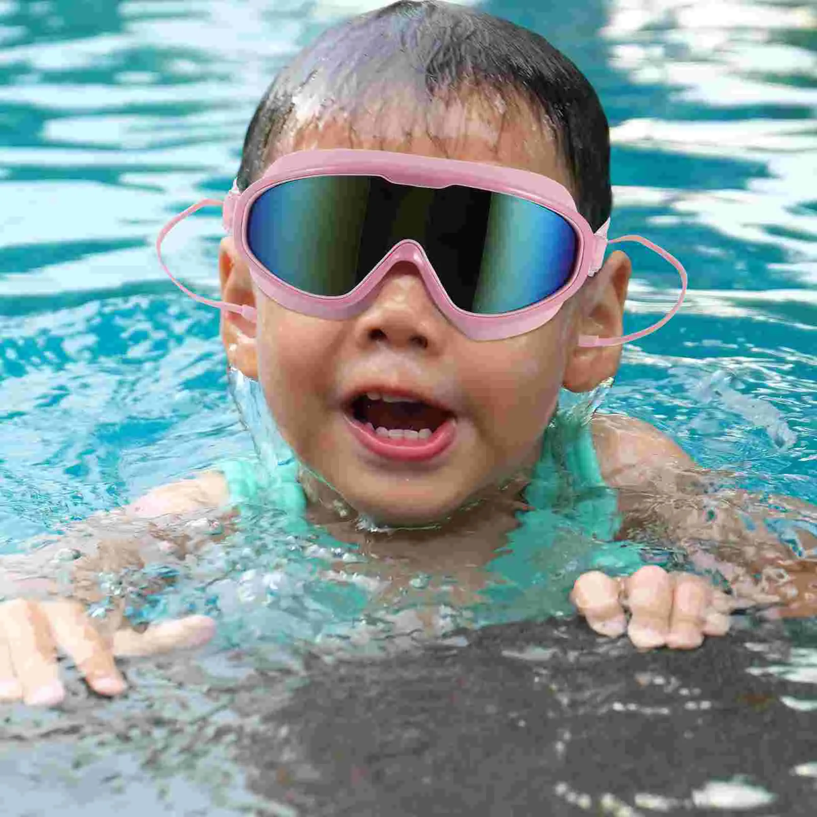 Kids swim sales cap and goggles