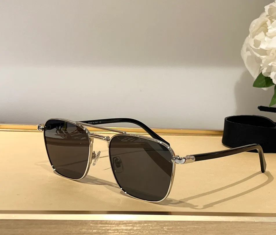 Quadratische Metall-Sonnenbrille, silberfarbene dunkelgraue Linse, Herren-Sommer-Sonnenbrille, Sonnenbrille, UV400-Brille mit Box