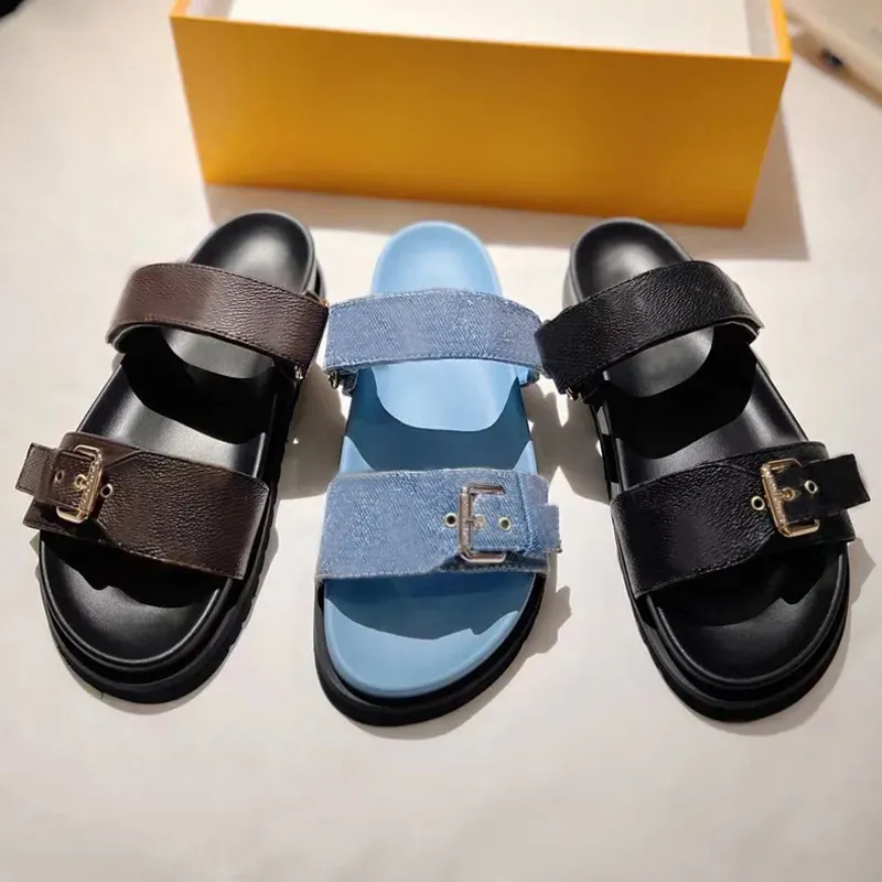 Summer luxury woman beach Cartoon Big Head brand slippers Classic Leather Flat Belt buckle sandals Hotel Bath platform men Slides Designer women shoes