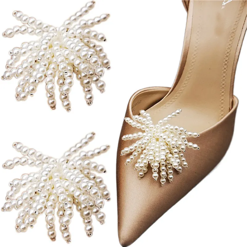 Shoe Parts Accessories 2 Pcs Shoe Clips Pearl Fireworks Shape Shoe Decoration Fashion Bridal Shoe Buckle Wedding Party Shoe Accessories for Women Girls 230703