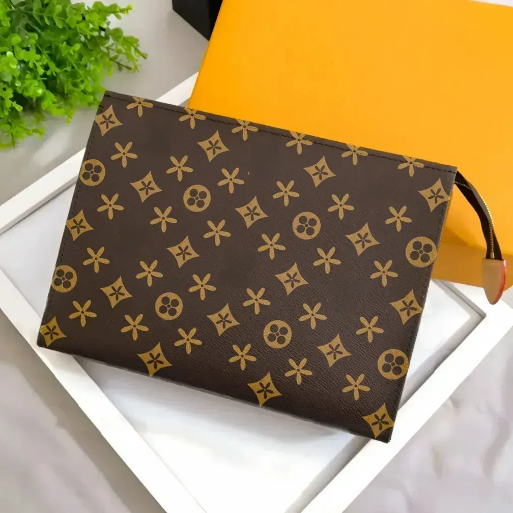 Carteira de designer de luxo bolsas de embreagem bolsa de higiene pessoal bolsas bolsas homens mulheres bolsa de couro bolsa de ombro carteiras de viagem titular do cartão corrente 26 cm marrom