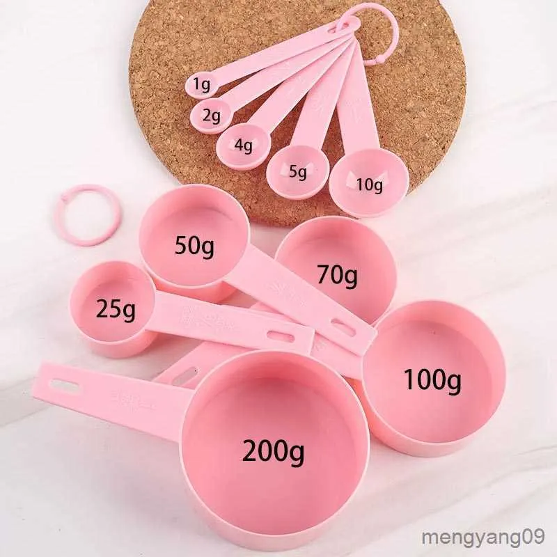 Meetinstrumenten Cups Lepels Set Maatlepel DIY Bakken Levert Draagbare Stapelbare Combinatie Pure Kleur Plastic Bakken Tools R230704