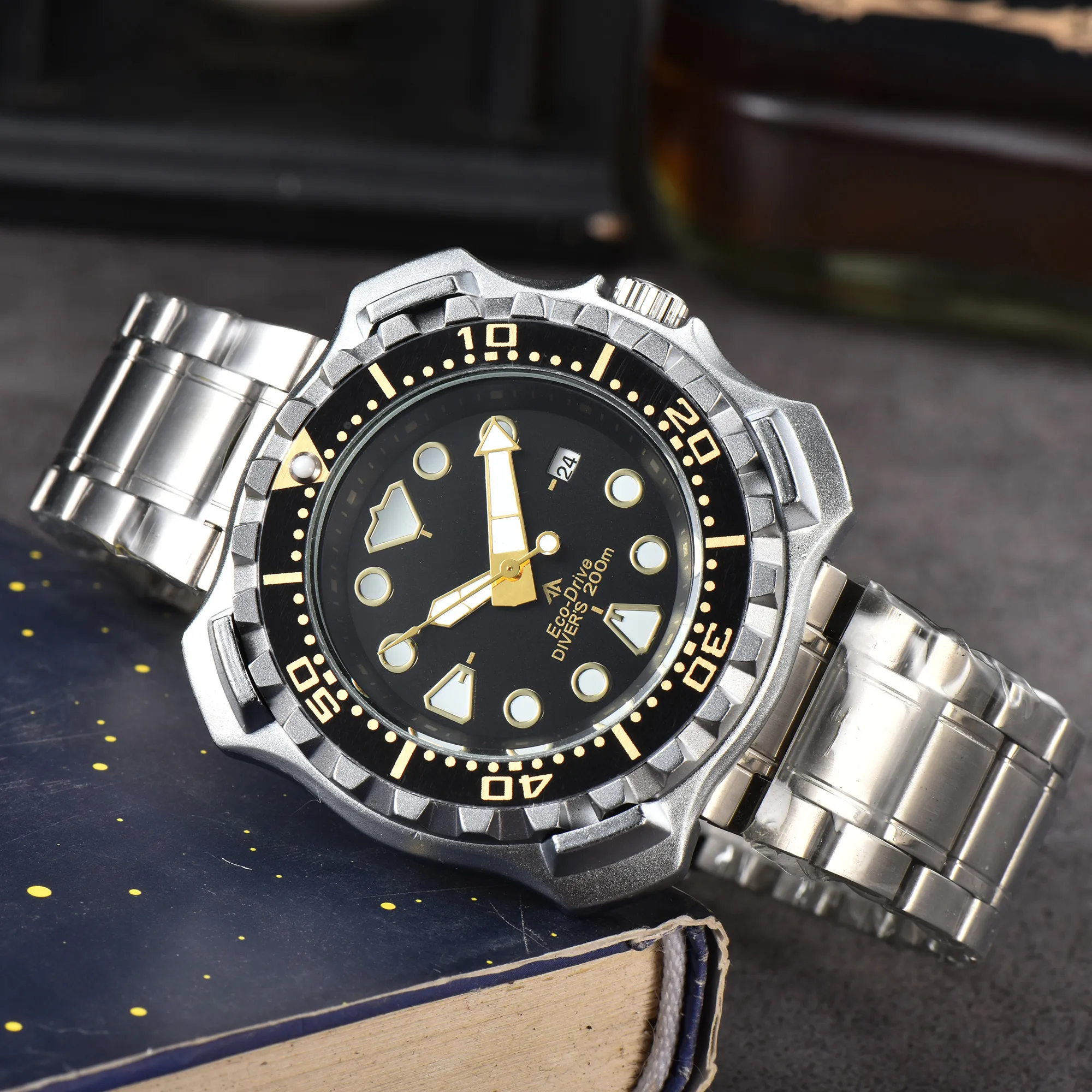 2323 novo relógio masculino de luxo de três agulhas relógio de quartzo de alta qualidade marca superior relógio de borracha elástico acessórios de moda masculino presente festival