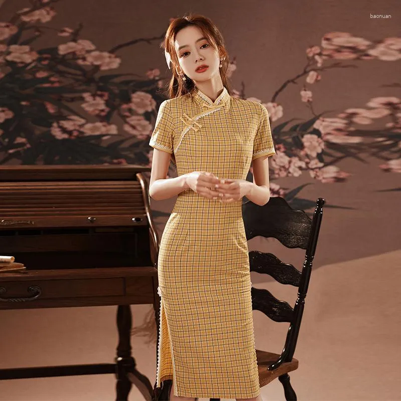 Vêtements ethniques jaune fille amélioré Cheongsam Plaid 2023 quotidien Qipao rétro été robes jeune Style