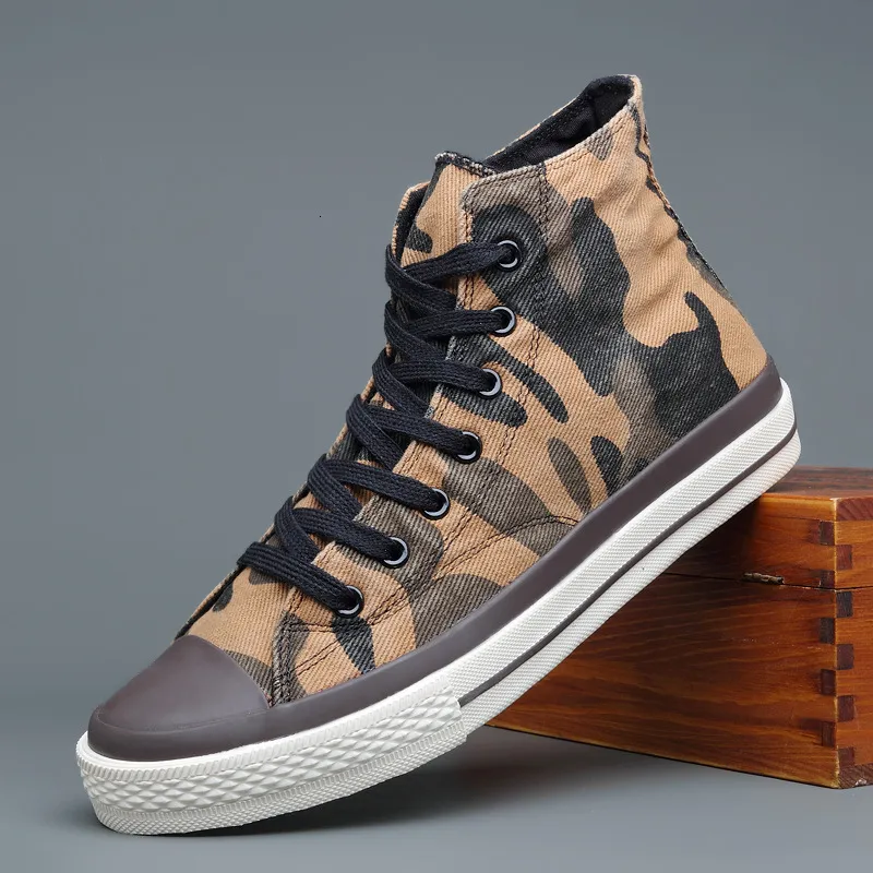 Zapatos de vestir Moda Otoño Alto Top Casual Camuflaje Coreano Zapatillas de deporte de lona Tablero de hombres Tenis 230703