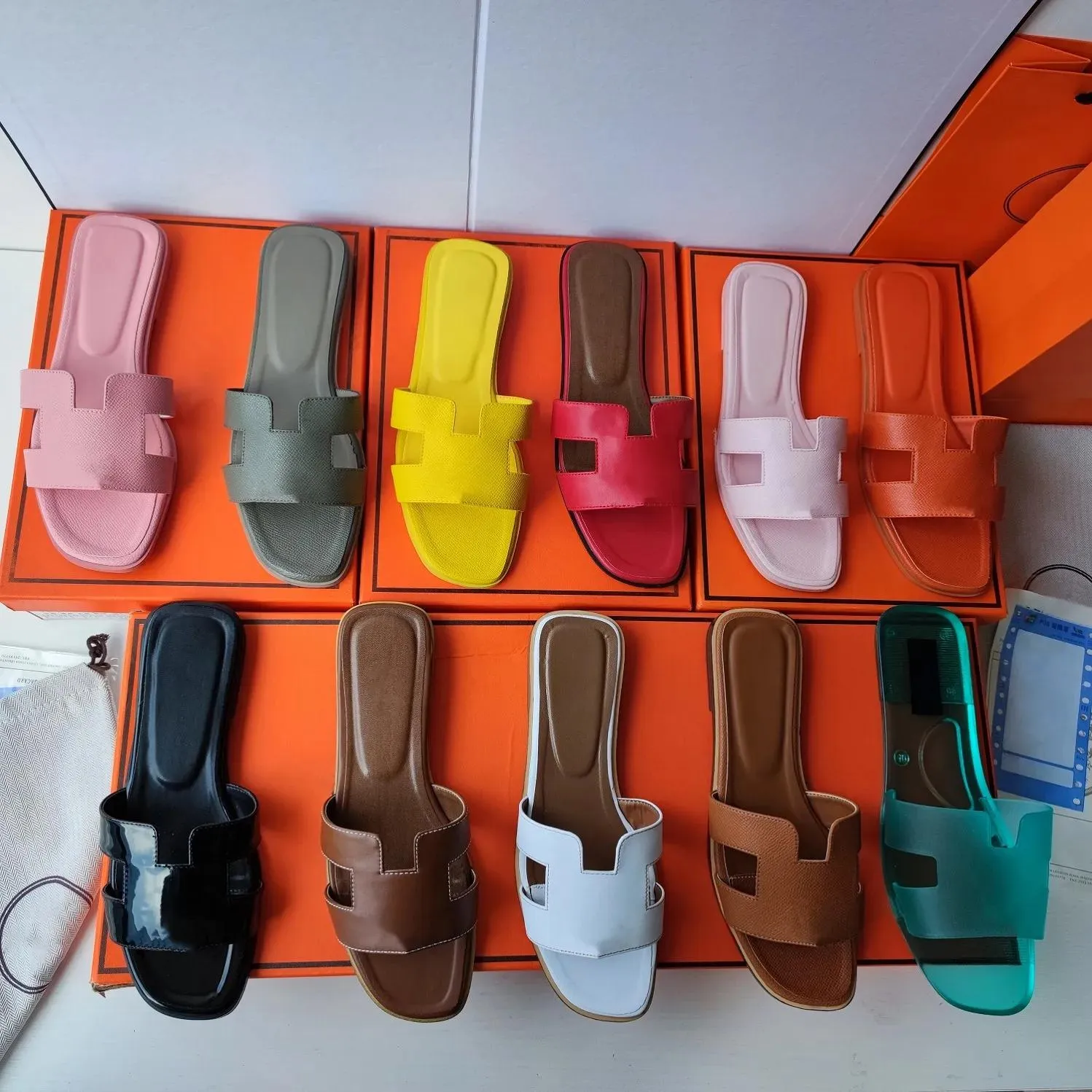 con scatola 2022 sandali firmati pantofole da donna sandalo di marca Parigi diapositive in vera pelle piattaforma scarpe basse infradito stivali Shoebrand 08 Ua