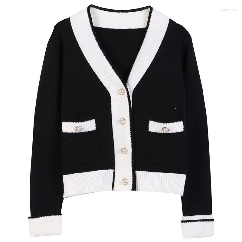 Maglieria da donna 2023 Cardigan maglione solido nero bianco Donna Bottoni di perle spessi Giacca cardigan con scollo a V Cappotto Outwear Primavera Autunno