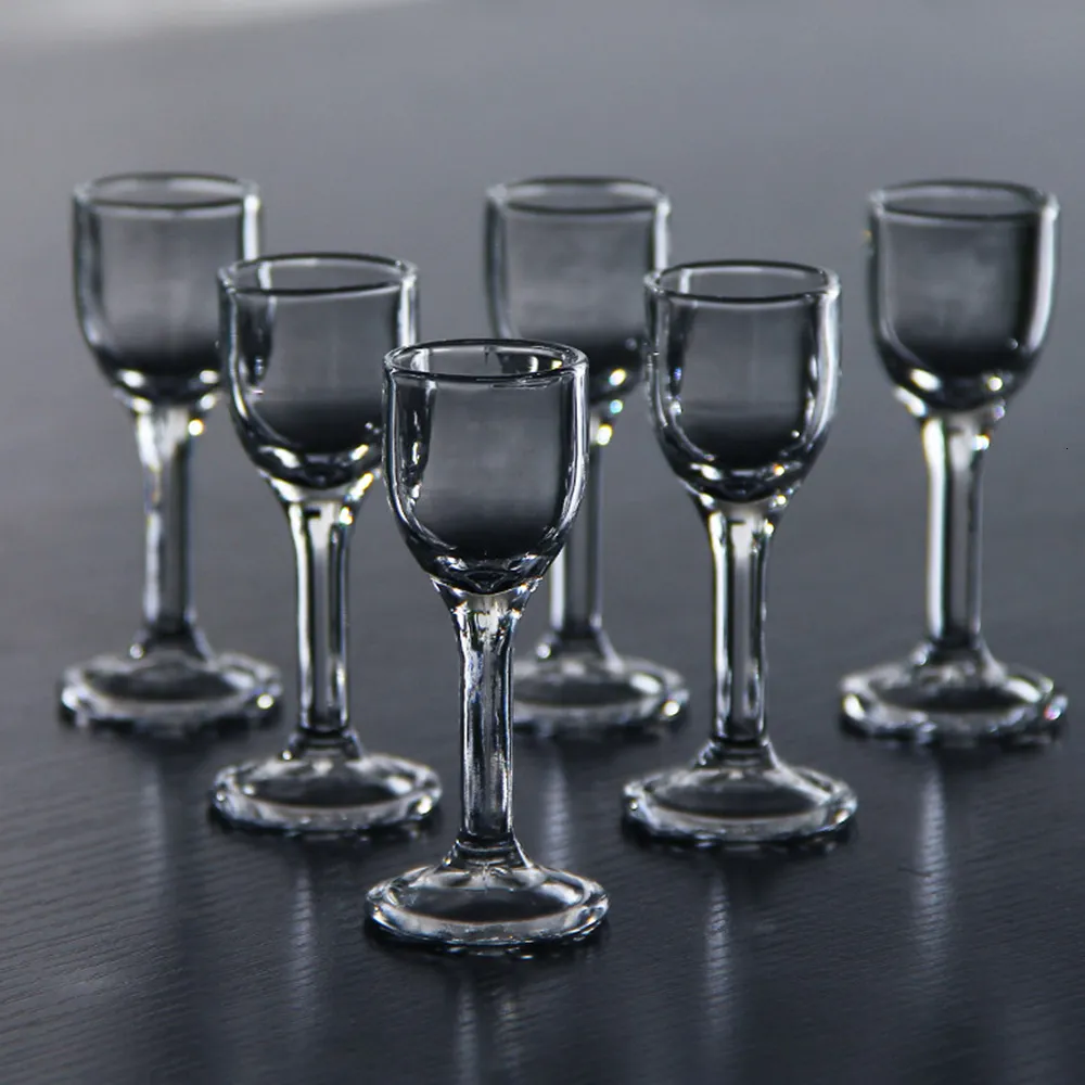 Gobelets Un ensemble de 6 verres à vin en verre sans plomb fabriqués à la machine de 0,3/0,5 onces pour liqueur chinoise 10 ml/15 ml sera utilisé 230704