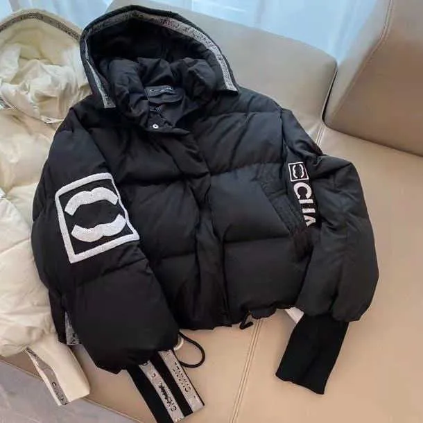 DHgate Womens Down Puffer Jacket with Embroidered Lapel and Hood Apparel