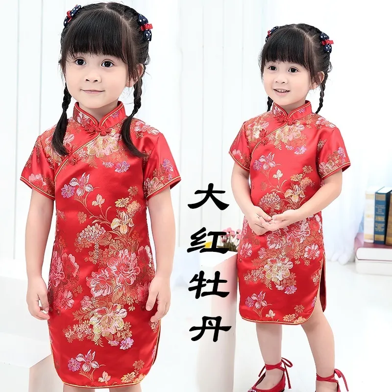 Abiti da ragazza Stili estivi Cheongsam cinesi per ragazze Abito tradizionale Bambini Tang Suit Costumi per bambini 230704