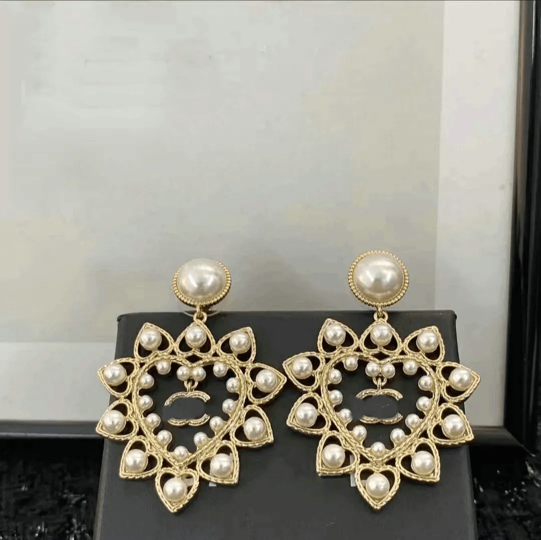 Designer Stud Earrings for Women Jewerlry Brand 18K Gold Plated Long Pearl Letter Fashion Women Temperament Earring Wedding Gift