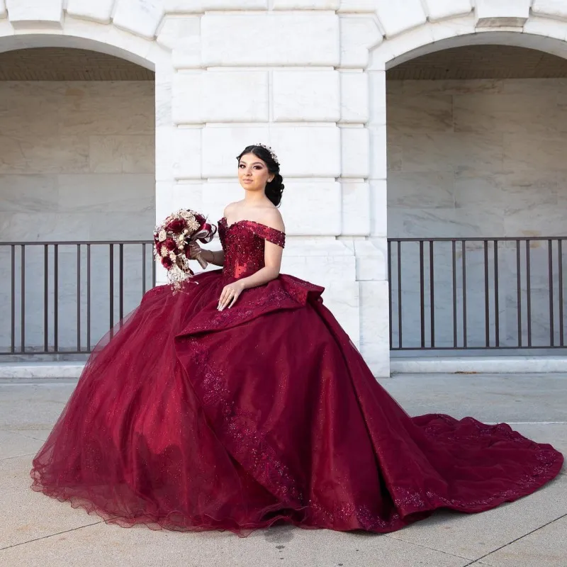 Burgundy Shiny Princess Quinceanera Dresses 2024 Off Shoulder Crystal Beads Appliques Tull Vestidos De 15 Anos Corset