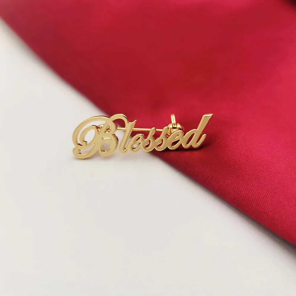 Pins Brooches DODOAI Custom Brooch Can Be Customized Name Jewelry Stainless Steel Initials Lapel Pin Bridesmaid Gift Personalized 230704