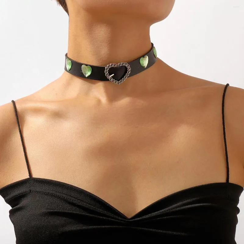 Chains Modern Fashion Girl Choker Leather Resin Love Geometric Necklace Exaggerated Wholesale Collarbone Chain Jewelry