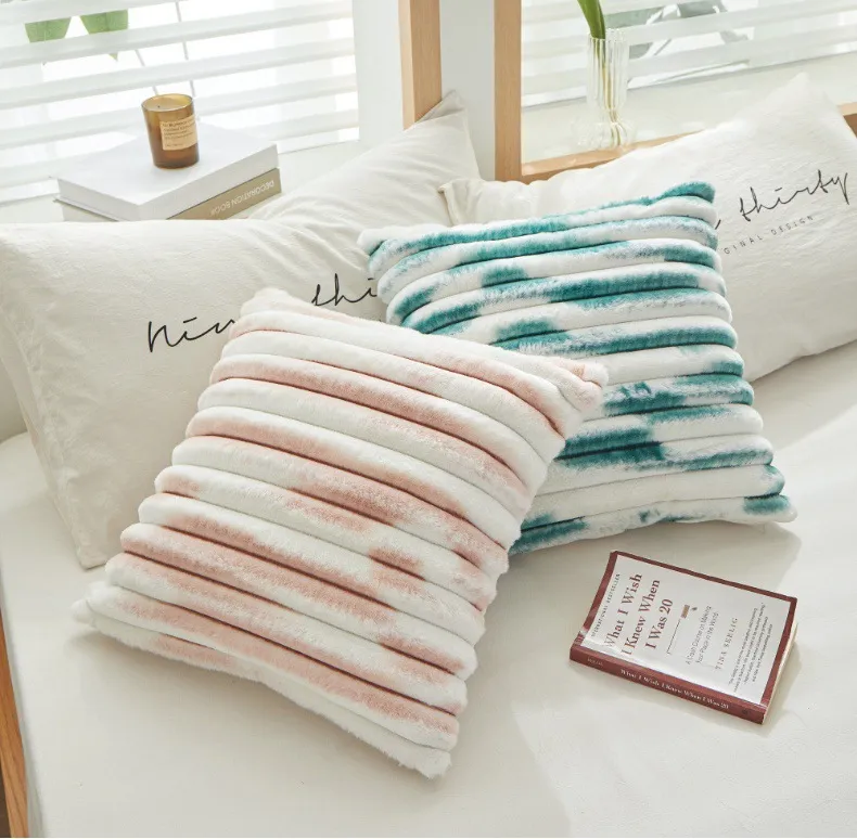 Европейские роскошные дизайнерские подушки Ins Stripe диван наволочка с розовой подушкой.