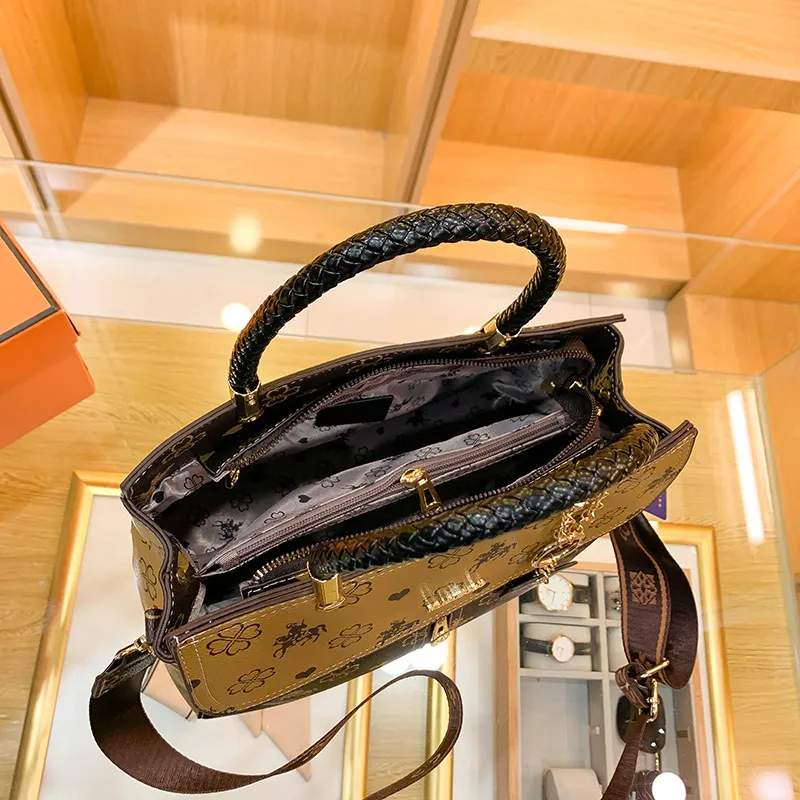 Wholesale shop vintage bags
