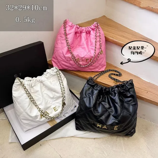 Classic Style Bags Large Tote Oil Wax Leather Large Capacity Chain Shopping Bags Diamond Pattern Bag