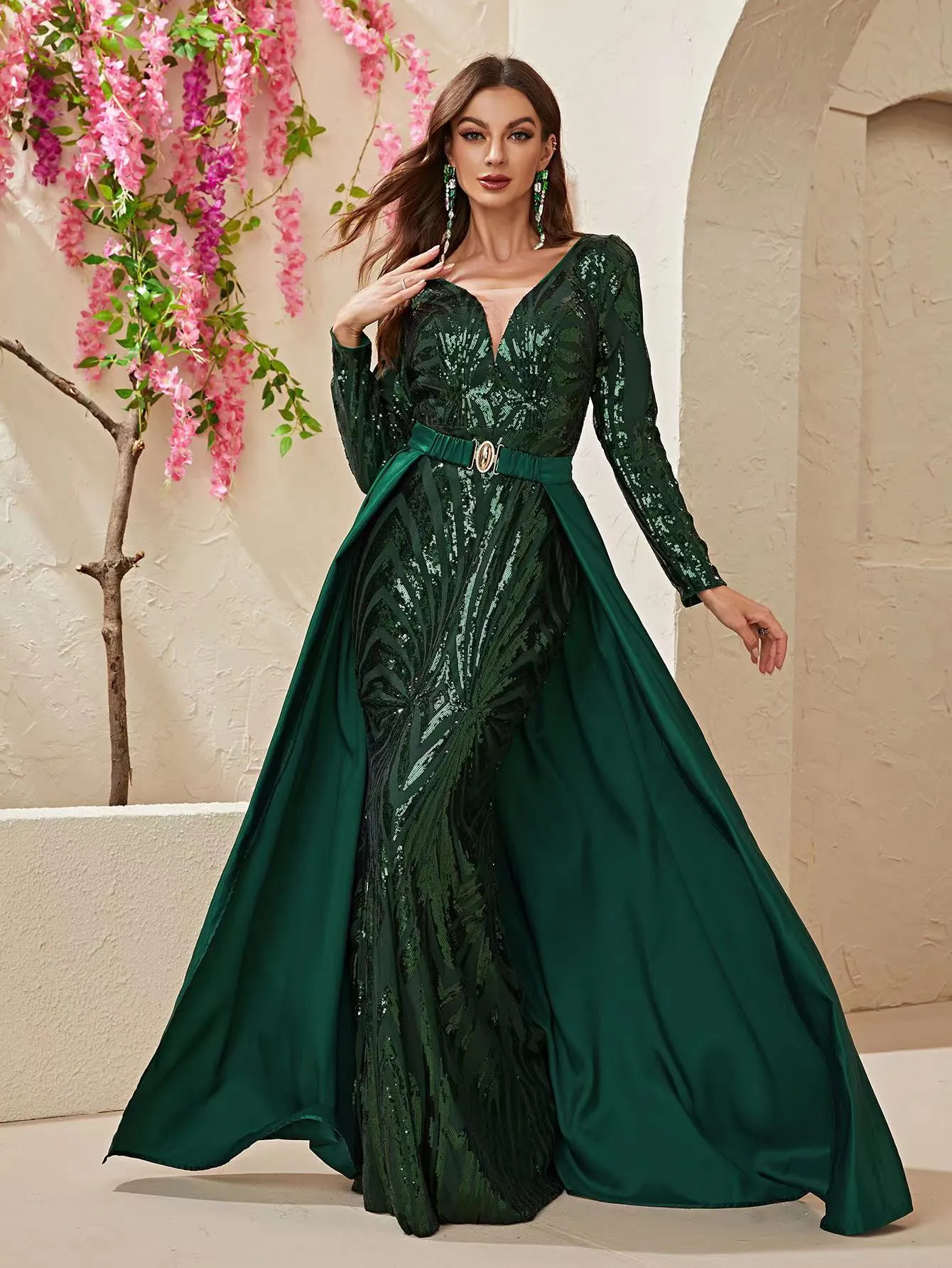Black Lace Applique Illusion Top Evening Gowns With Slits With Long Sleeves  And High Split Customizable Prom Gown From Weddingfactory, $148.75 |  DHgate.Com