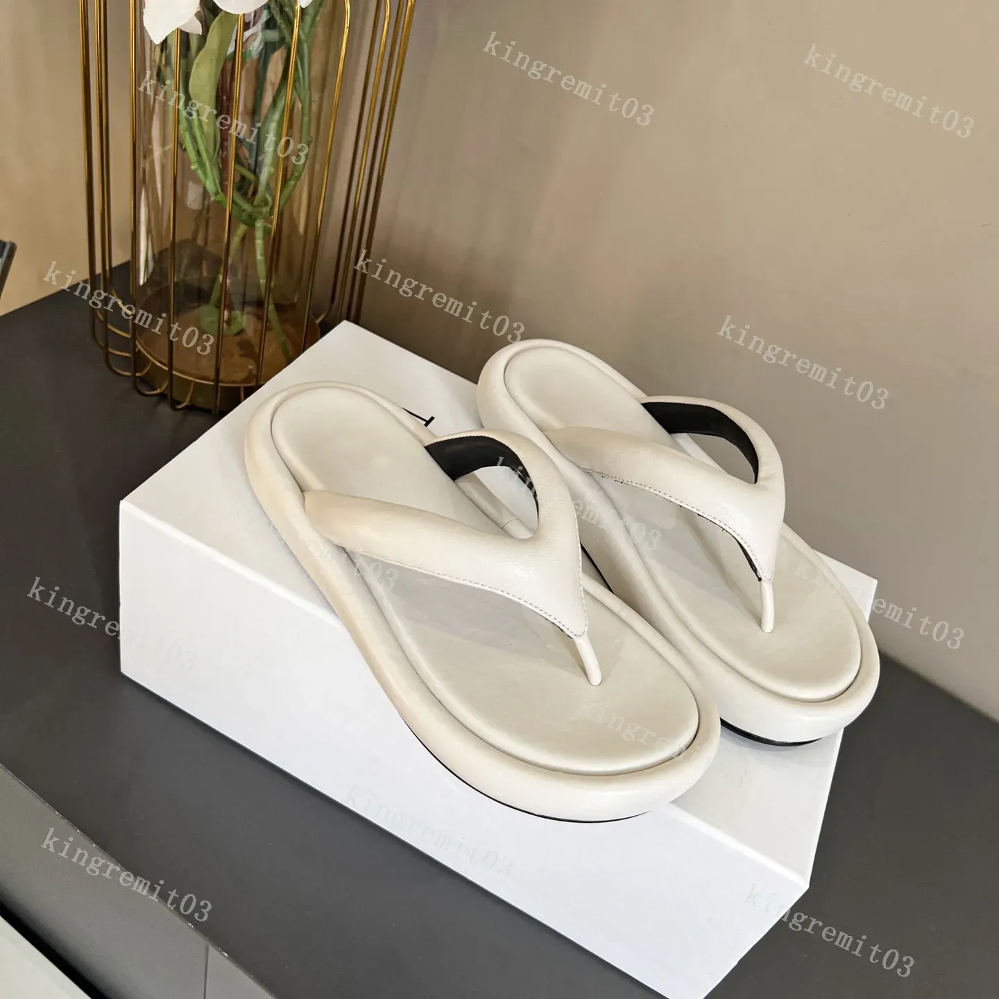 Designer Sandals: Flip Flops, Slippers, Flat