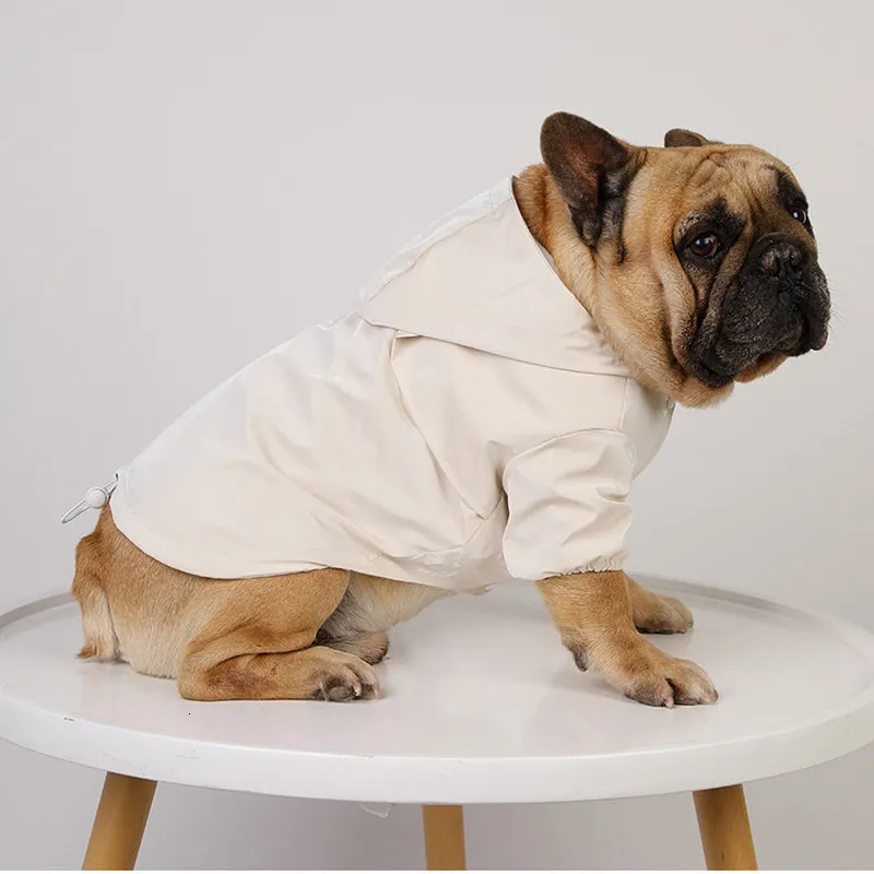 Vestuário para cães à prova d'água Roupas para cães de estimação para cães pequenos e médios Chegada Teddy Bulldog francês Capa de chuva Schnauzer Pug Jaqueta de chuva para todas as estações 230704