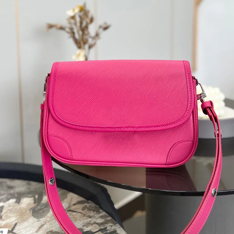 Bolsas tiracolo simples flip Bolsas mensageiro rosa Axilas Ombro Saco de compras Pasta designer Bolsa bolsa Hobo Bolsa feminina Letra de metal Alça removível