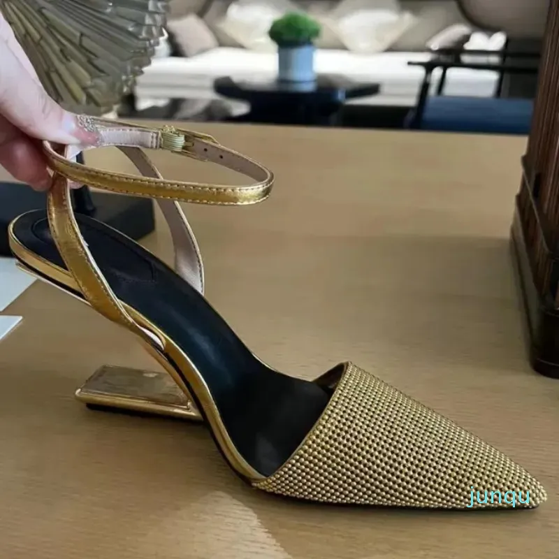 Discover 202+ gold formal sandals super hot