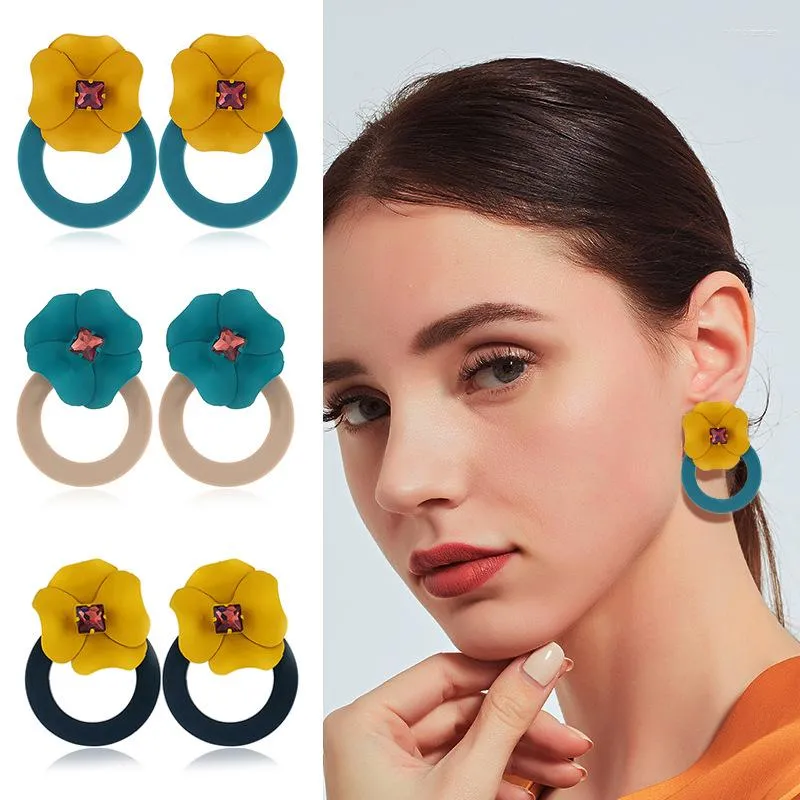 Stud Earrings Vintage Flower Earring 3 Color Statement Fashion Ethnic Boho Studing For Women Jewelry