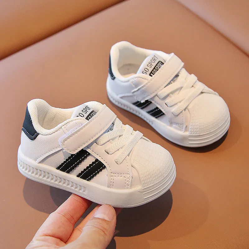 Sapato infantil best sale antiderrapante