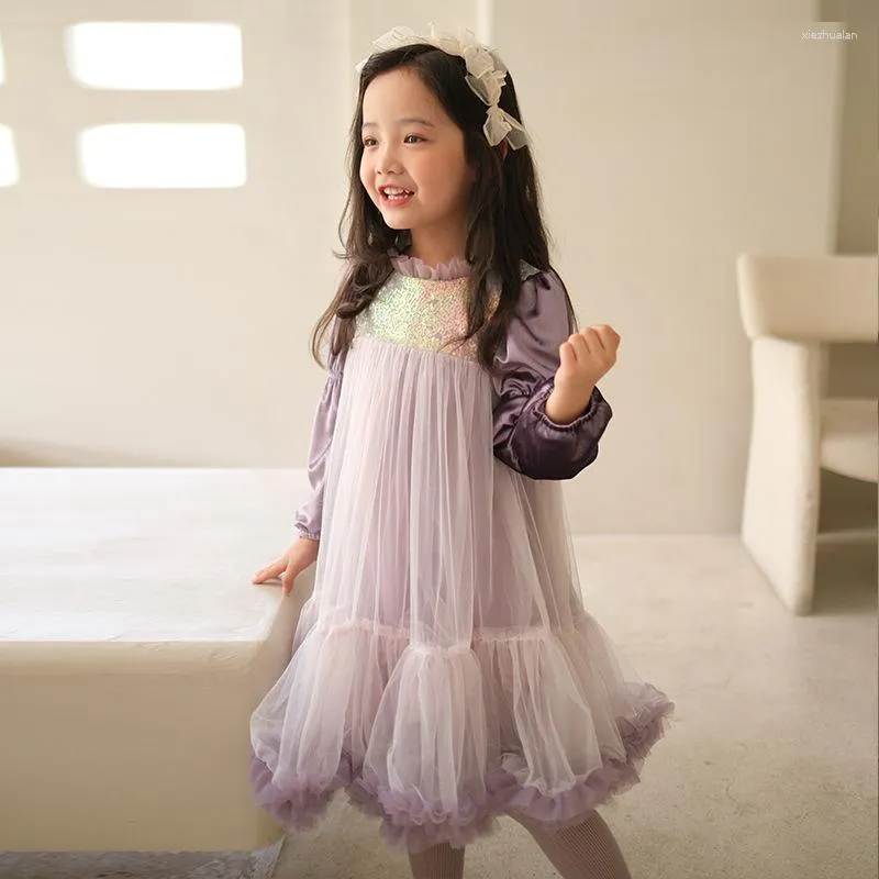 Robes de fille Sweet Girls Ruffles Robe en tulle à manches longues Velvet Causal Princess Bell Bottom Vêtements Shiny Sequin Holiday Costume